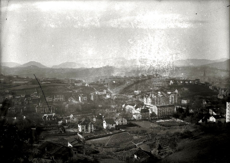 Vistas desde el monte Ulia (1 de 4) - Fondo Car-Kutxa Fototeka