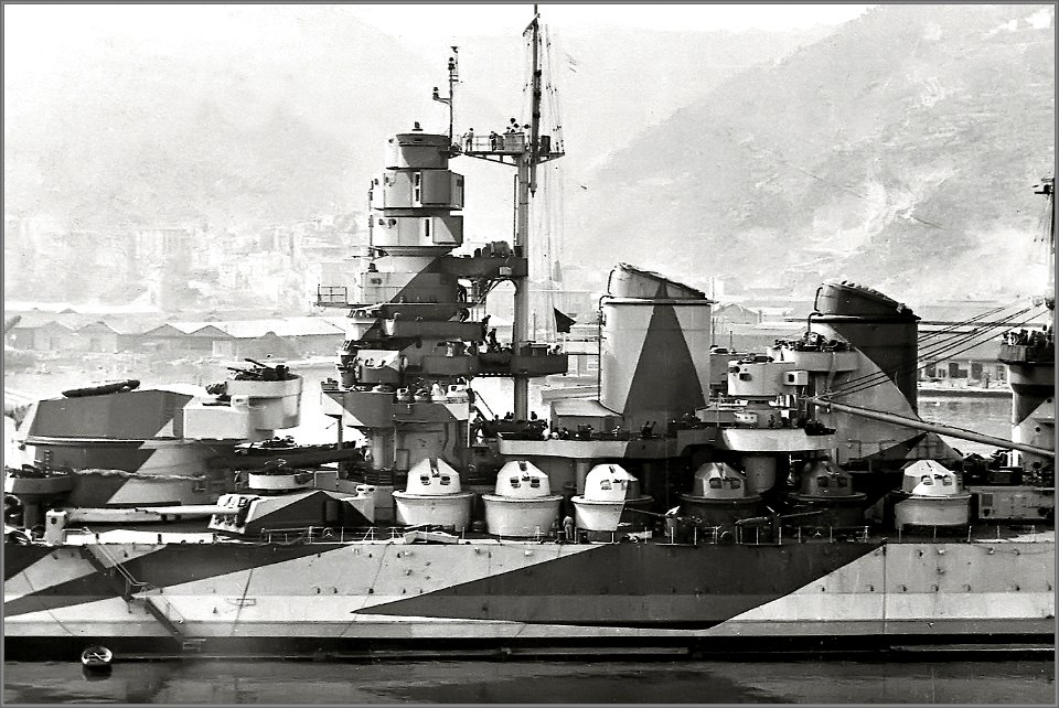 Vittorio Veneto battleship photo
