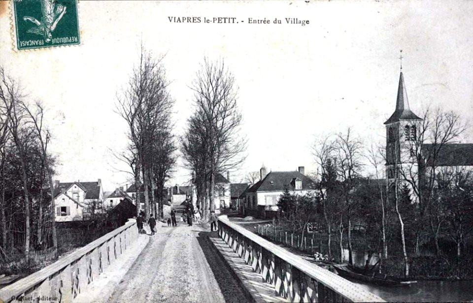 Viâpres-le-Petit église