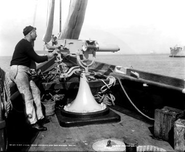USSVixenMaximMachineGun.1898.ws photo