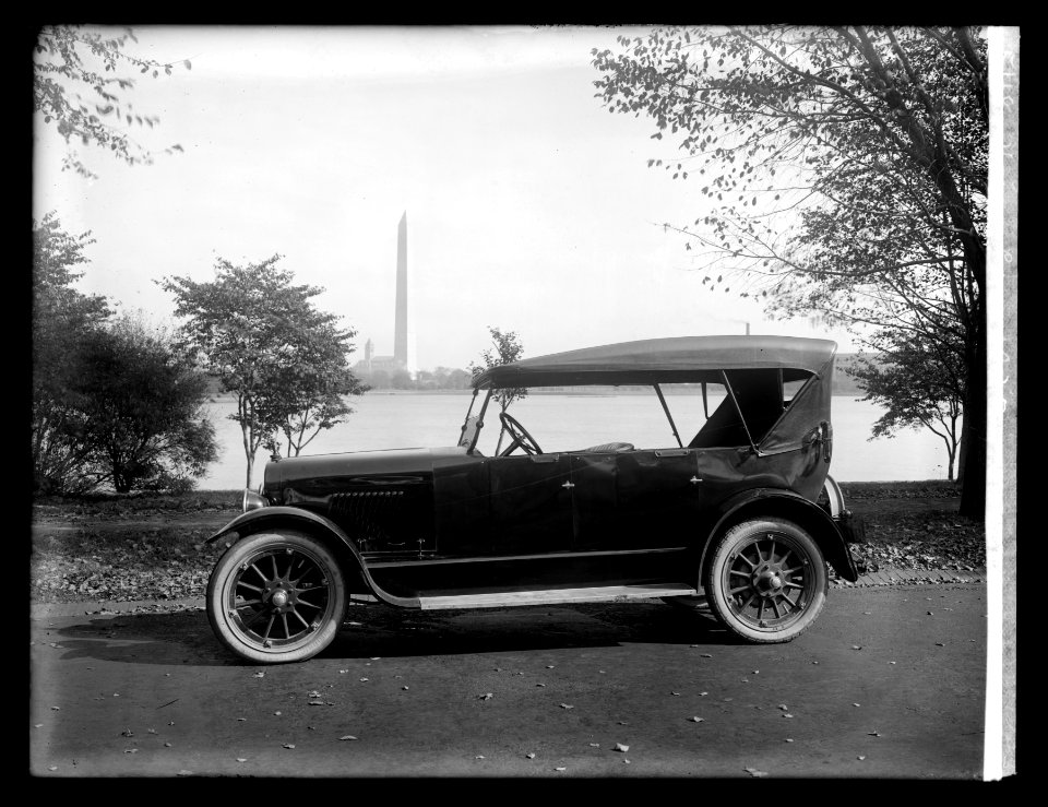 Vogue car, 1920 LCCN2016852330
