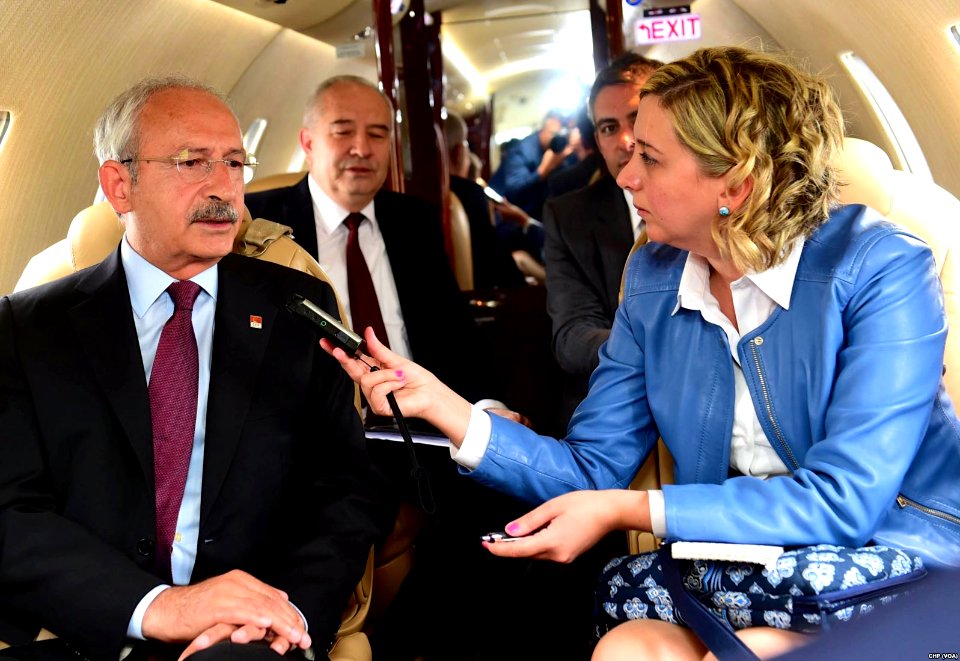 VOA Turkish Ankara Stringer Yildiz Yazicioglu interviews Kemal Kilicdaroglu, leader of Turkey's main opposition party, Republican People's Party, May 2015