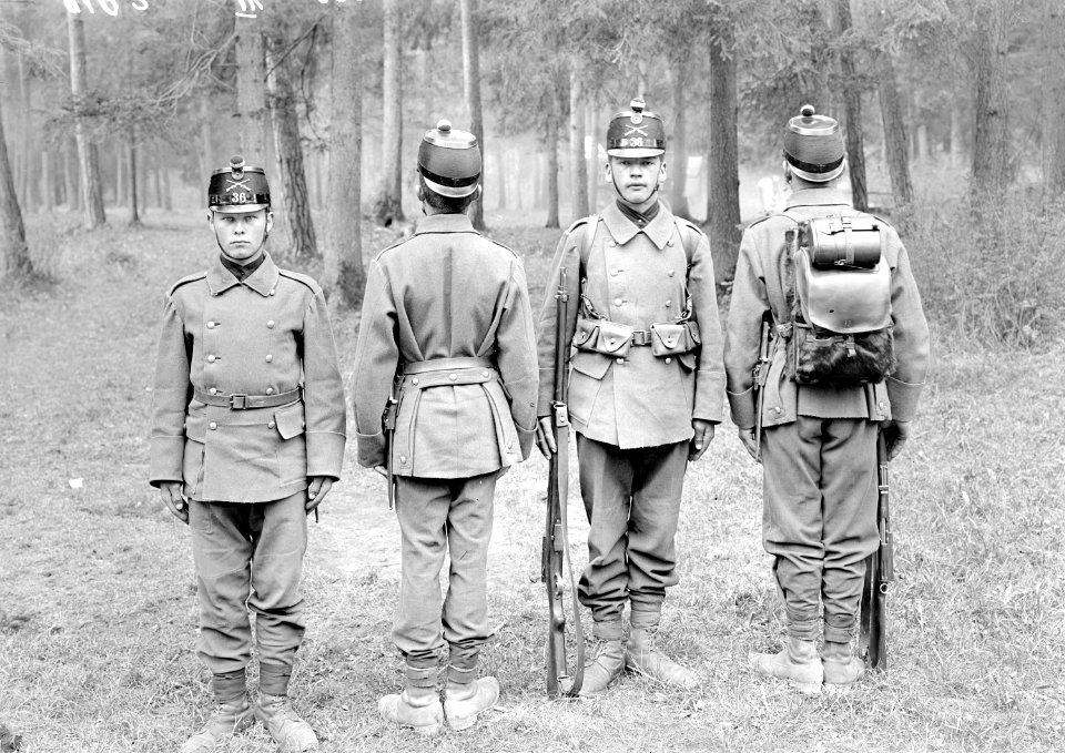 Vollausgerüstete Infanteristen - CH-BAR - 3238517