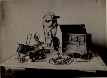 Vollständige Feldfunkenstation kleinster Bauart. (Rucksackstation) (BildID 15482818)