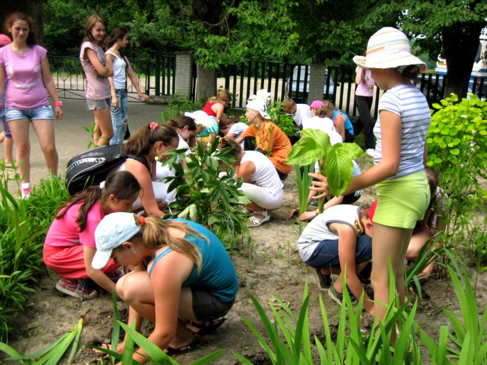 Volunteerism and Community Service in Ukraine Photo Contest, Sept-Nov, 2013 (11416365285)