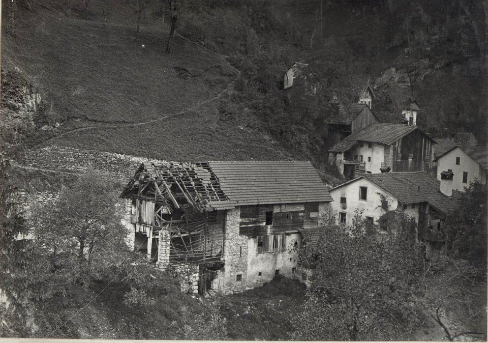 Volltreffer in einem Hause a.d.Isonzofront.14.9.17. (BildID 15604759)