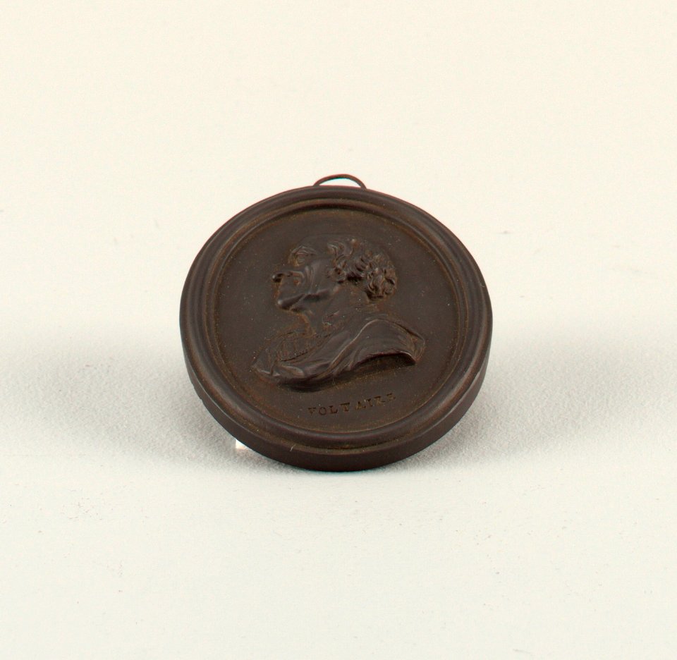Voltaire Portrait Medallion, 1767–1780 (CH 18177781)