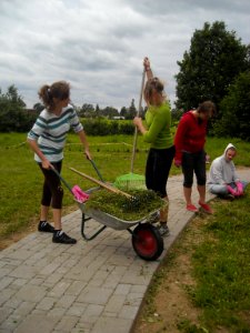 Volunteerism and Community Service in Ukraine Photo Contest, Sept-Nov, 2013 (10959127514)
