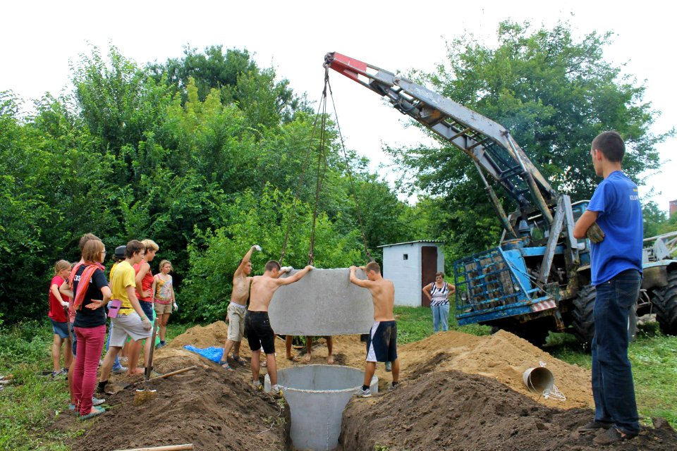 Volunteerism and Community Service in Ukraine Photo Contest, Sept-Nov, 2013 (11081393124)