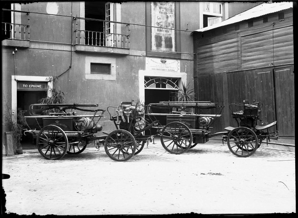 Voluntários do Porto - carro de bombeiros (3)