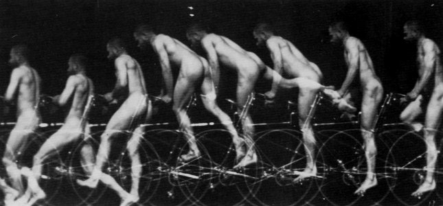 Vom Fahrrad absteigen