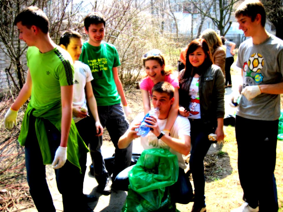 Volunteerism and Community Service in Ukraine Photo Contest, Sept-Nov, 2013 (10958922035)