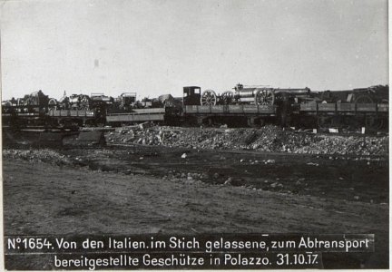 Von den Italien.im Stich gelassene, zum Abtransport bereitgestellte Geschütze in Polazzo. 31.10.17. (BildID 15608005)