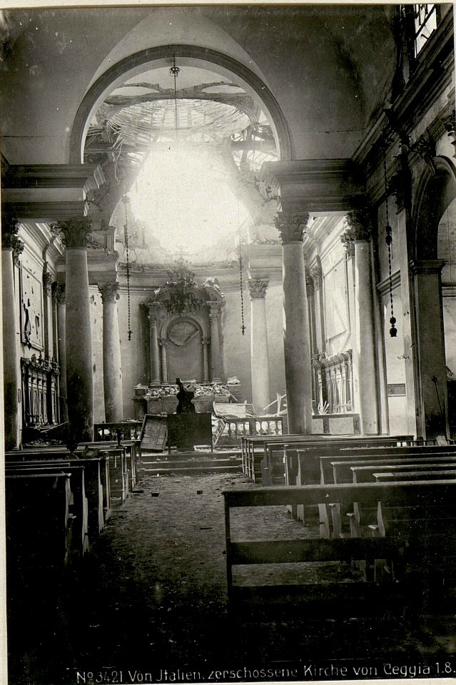Von Italien.zerschossene Kirche von Ceggia 1.8.18. (BildID 15622051)