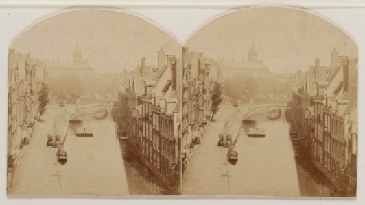 Voorburgwal, Nieuwezijds 373 rechts In N-richting naar brug St Luciënsteeg OSIM00001005698