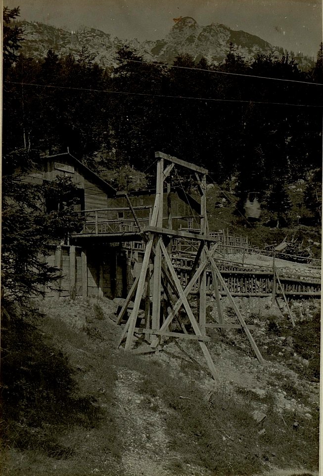 Vorderansicht der Station III-IV. Quelle. (BildID 15480862)