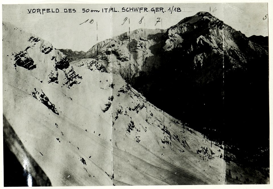 Vorfeld des 50cm italienischen Scheinwerfers Ger.1-1.B. (BildID 15586022)