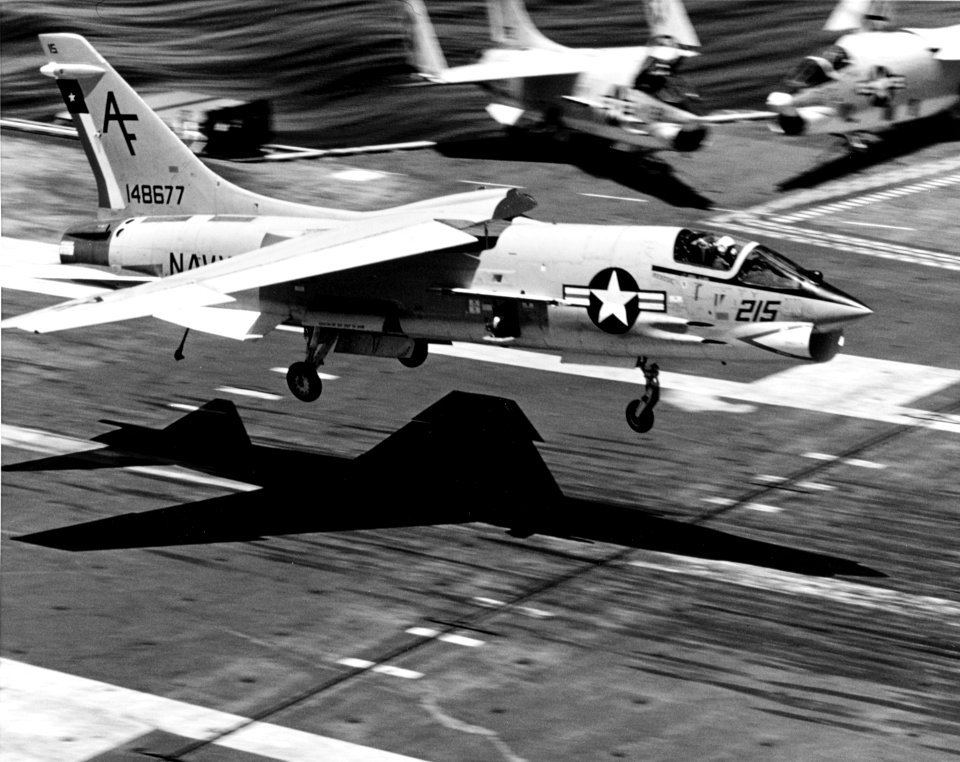 Vought F-8H Crusader of VF-202 landing aboard USS John F. Kennedy (CVA-67), in 1971 (K-90599)