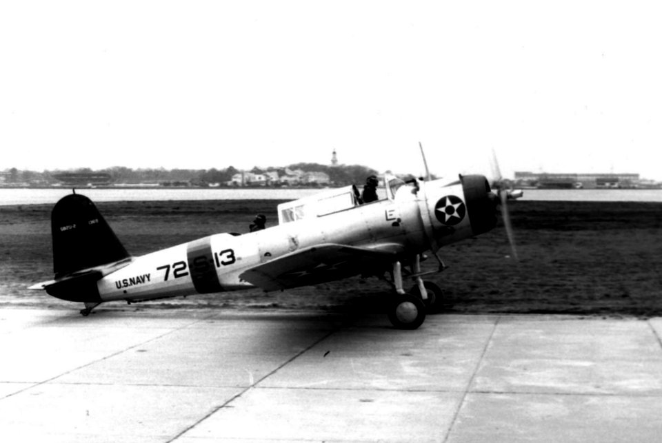 Vought SB2U-3 VS-72 Jan1941 NAN1-90
