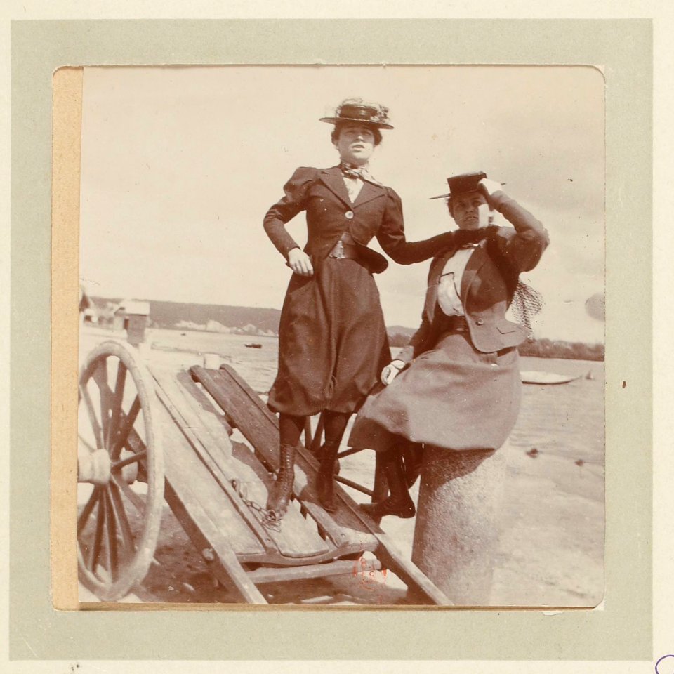 Voyages d'une famille parisienne Avril 1897 - Duclair - p6-01