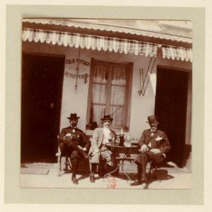 Voyages d'une famille parisienne Avril 1897 - Duclair - p5-02