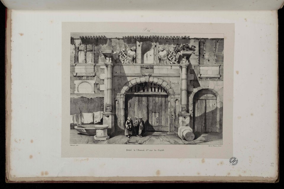 Voyages pittoresques et romantiques dans l'ancienne France. Languedoc. Volume 1. P. 24. Portail de l'Arsenal, 3me cour du Capitole. - FRAC31555 38Fi10 38