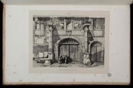 Voyages pittoresques et romantiques dans l'ancienne France. Languedoc. Volume 1. P. 24. Portail de l'Arsenal, 3me cour du Capitole. - FRAC31555 38Fi10 38