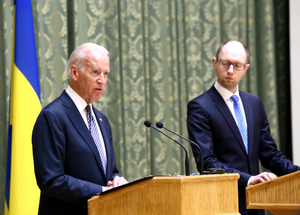 VP Biden and PM Yatsenyuk, Joint Statement, Kyiv, Ukriane, April 22, 2014 (13958019246)