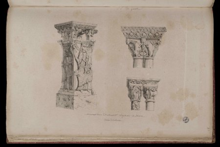 Voyages pittoresques et romantiques dans l'ancienne France. Languedoc. Volume 1. Pl. 31. quart. Monument trouvé à Narbonne et chapiteau de Moissac mention barrée. Musée de Toulouse. - FRAC31555 38Fi10 55