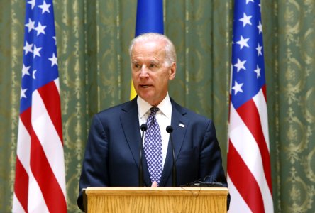 VP Biden and PM Yatsenyuk, Joint Statement, Kyiv, Ukriane, April 22, 2014 (13958023796)