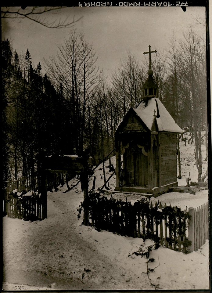 Vrsic-Friedhofskapelle, erbaut von unseren Truppen. (BildID 15736576)