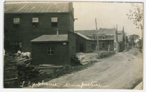 Vues de L'Epiphanie, Nicolet, Quebec (HS85-10-22859-7) original photo