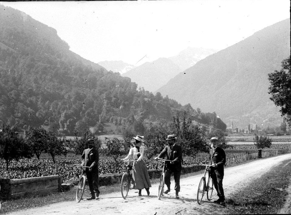 Vélocipèdes, Luchon, TRU C 38 - Fonds Trutat