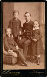 W Hornung - Kindergruppe (Anf 1880er)