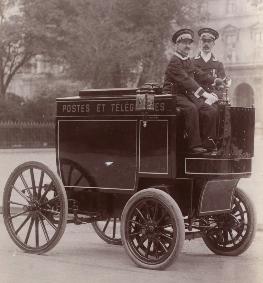 Véhicule postal en 1901