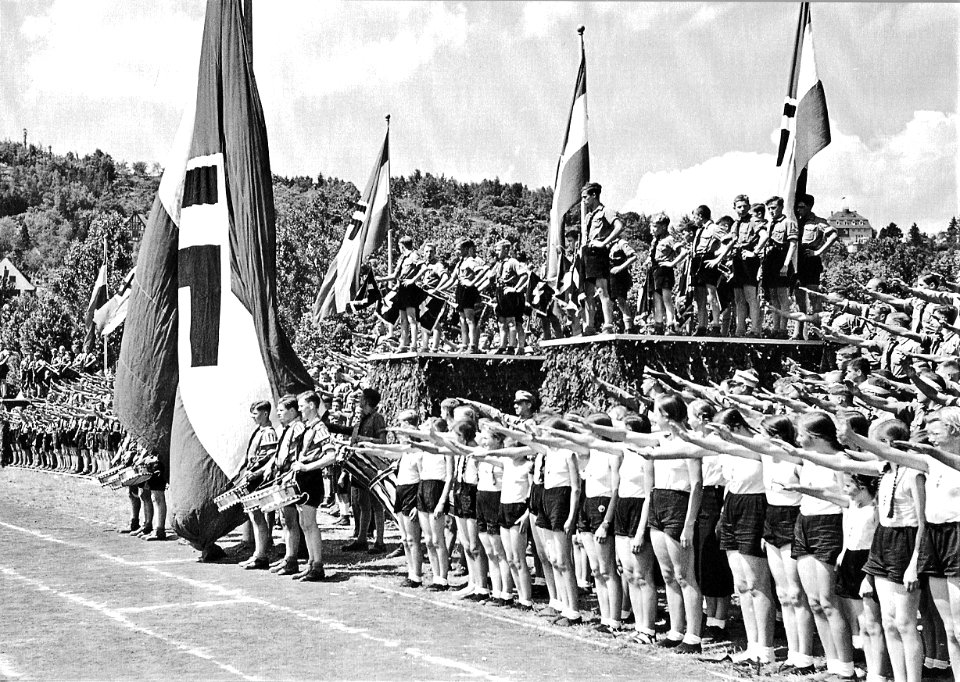 W Kleinfeldt - Gebietssportfest der HJ in Tübingen 4.7.1937 (TJiG17)