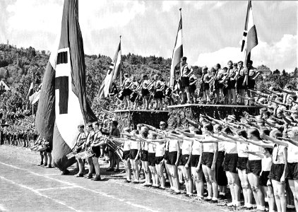 W Kleinfeldt - Gebietssportfest der HJ in Tübingen 4.7.1937 (TJiG17)