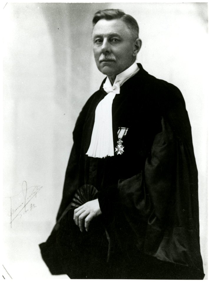 W.A. van Woudenberg Hamstra HGA