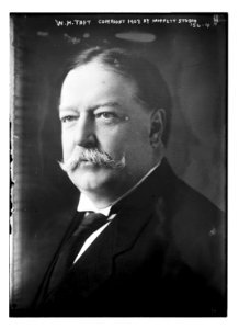 W.H. Taft, portrait bust, copyright- Moffett Studio - Moffett Studio LCCN2014680905