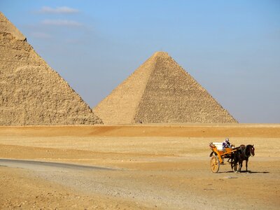 Pharaonic sand grave photo