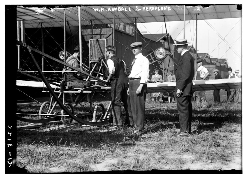 W.R. Kimball & aeroplane LCCN2014689353