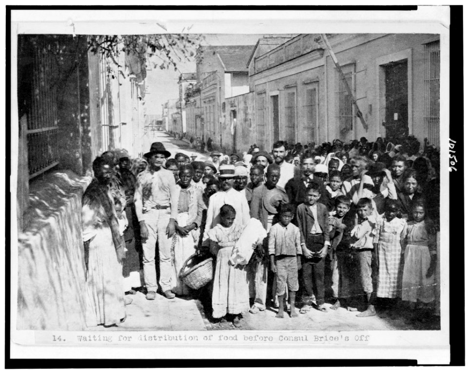 Waiting for distribution of food before Consul Brice's office LCCN90711678