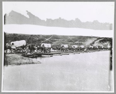 Wagon train LCCN2012649800