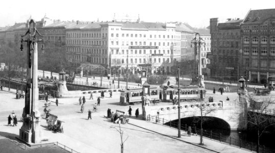 Waldemar Titzenthaler - Oranienbrücke, 1925 photo