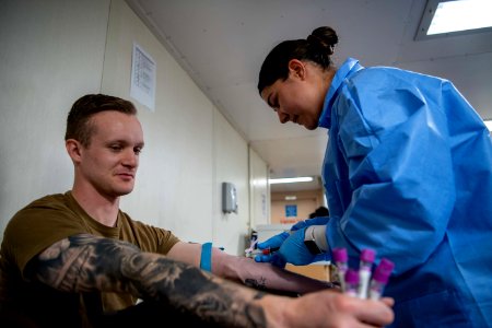 Walking Blood Bank Aboard USNS Mercy (49754255151)