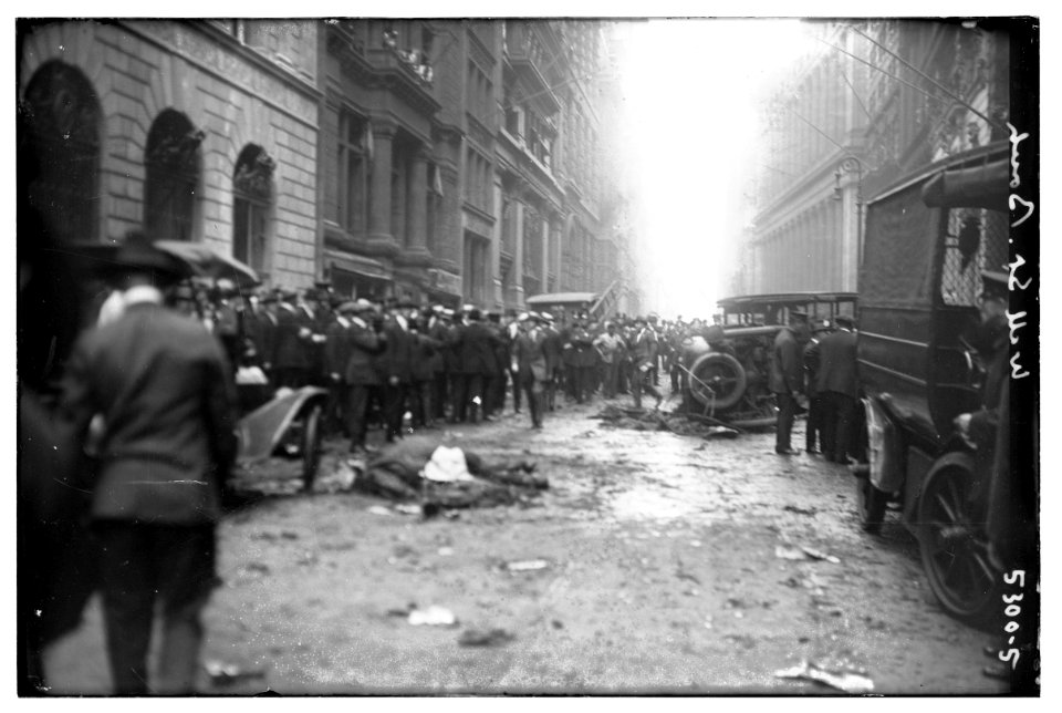 Wall St. bomb LCCN2014711459