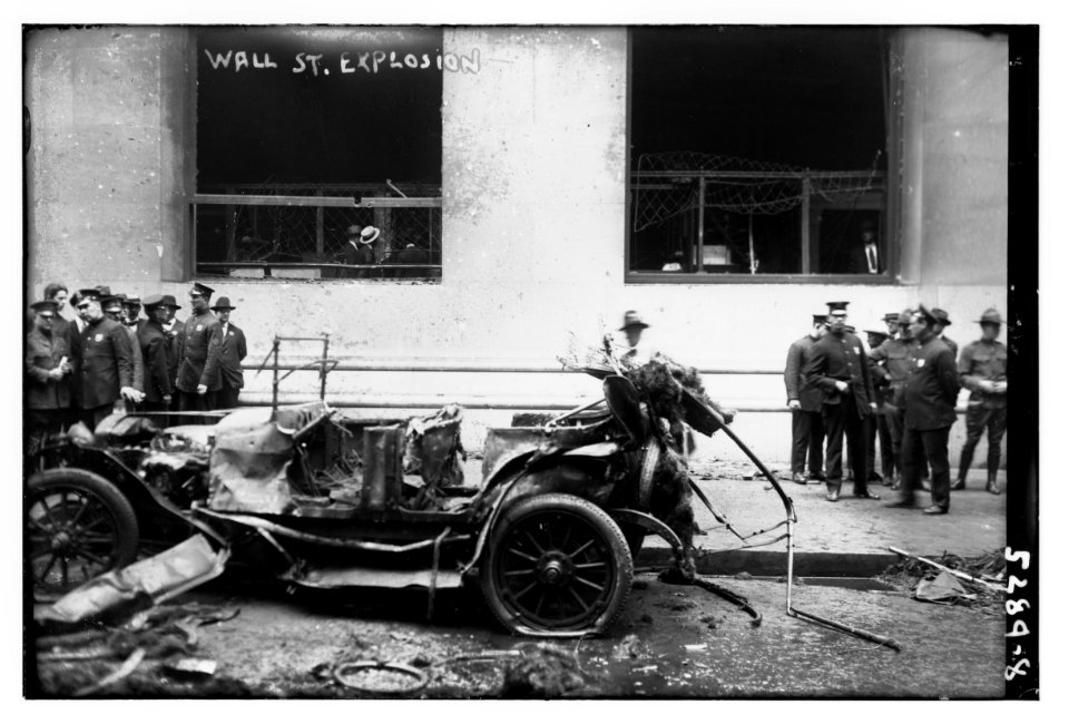 Wall St. explosion LCCN2014711360