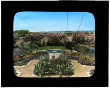 Wallace Reid house, East Hampton, New York. Sundial and ornamental pool LCCN2008675856