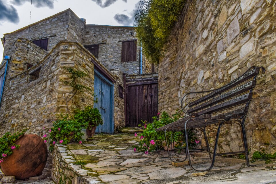 Houses wall stone