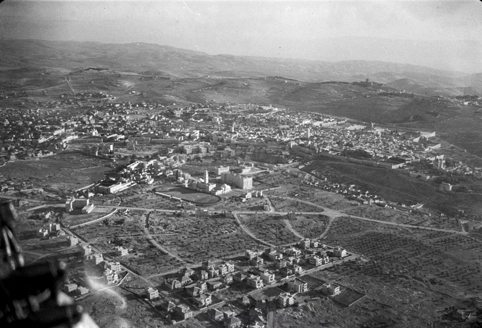 Walter Mittelholzer. Jerusalem. 1934 (z eth 0255990)